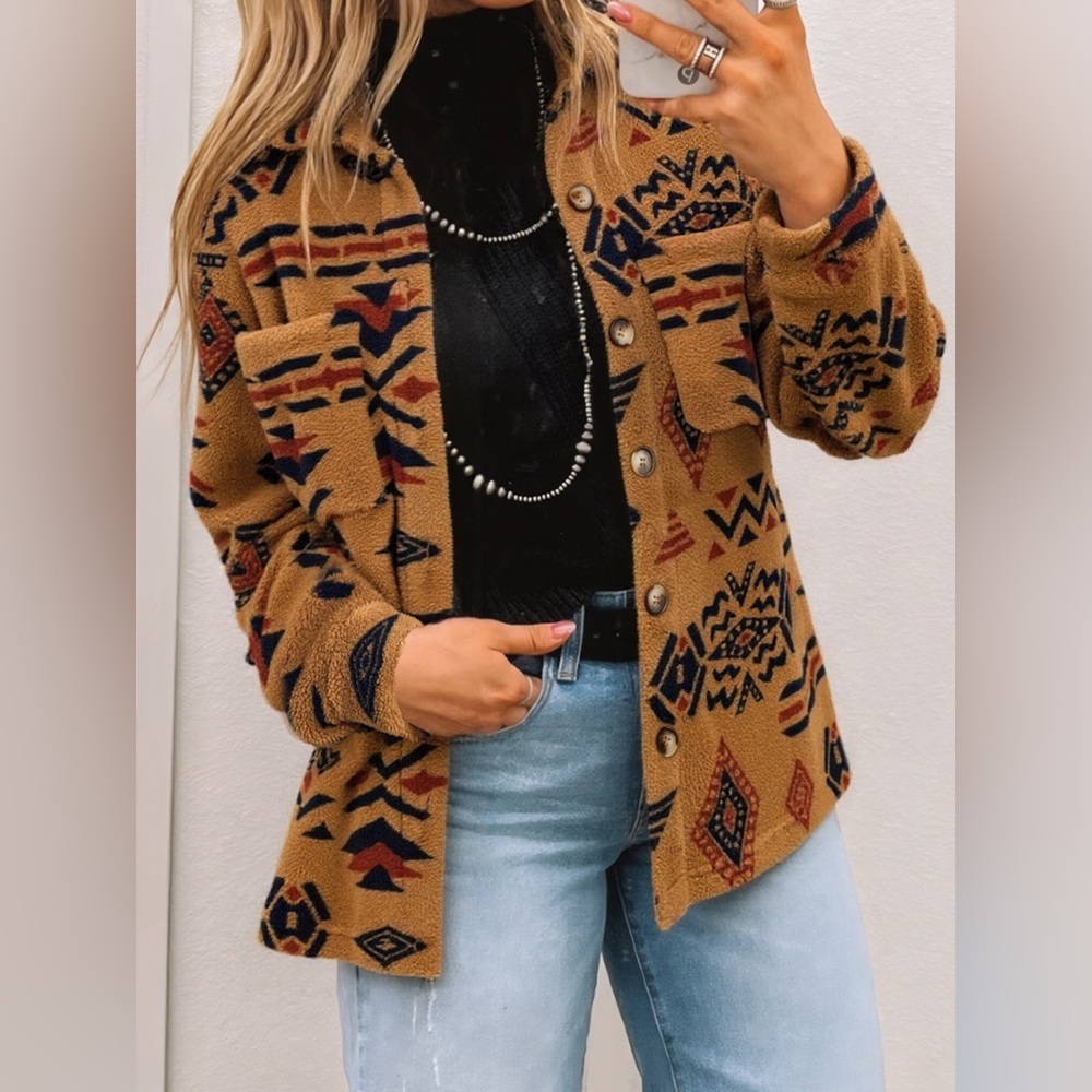 Western Aztec Pattern Fleece Button-Up Shacket - Picture 2 of 6